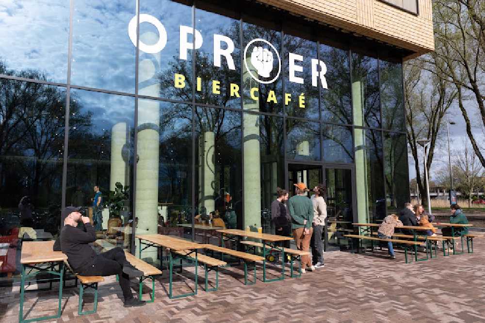 Oproer Biercafé